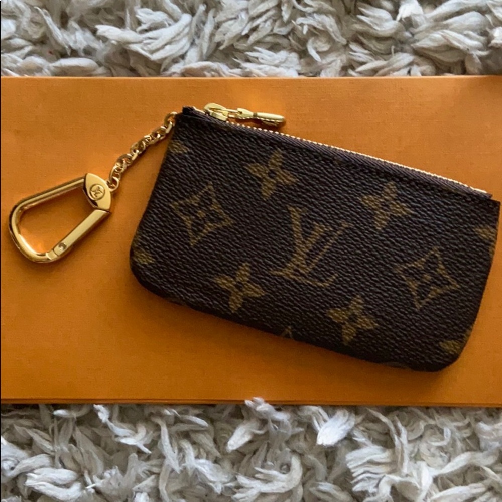 *SOLD* Louis Vuitton Key Pouch Monogram